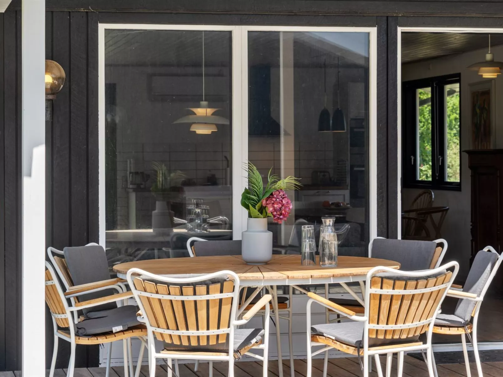 "Ingelis" - 1.3km from the sea-Buiten