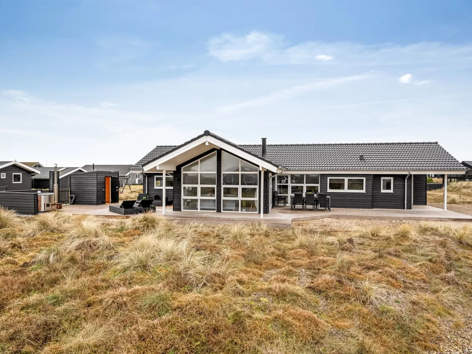 "Tola" - 450m from the sea-Buiten