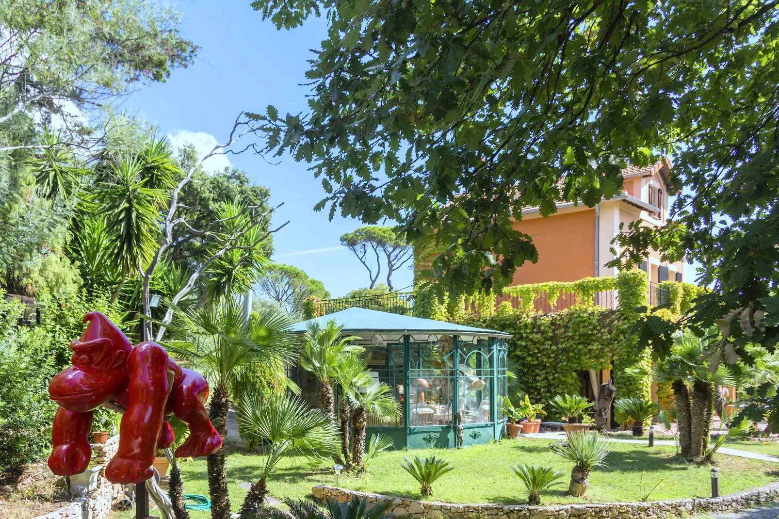 Villa Les Parasols-Tuinen zomer
