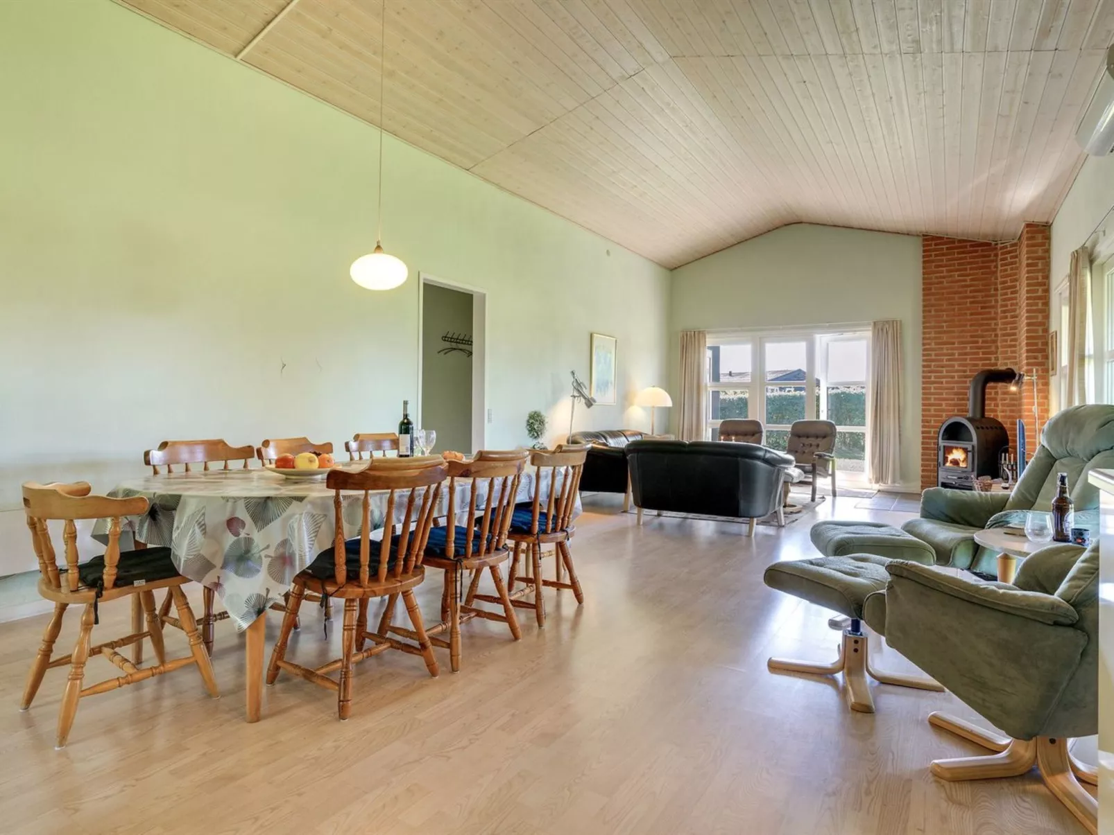 "Farnke" - 600m from the sea-Binnen