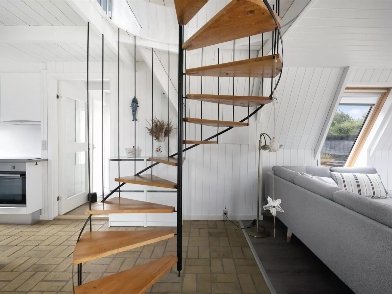 "Hunding" - 600m from the sea-Binnen