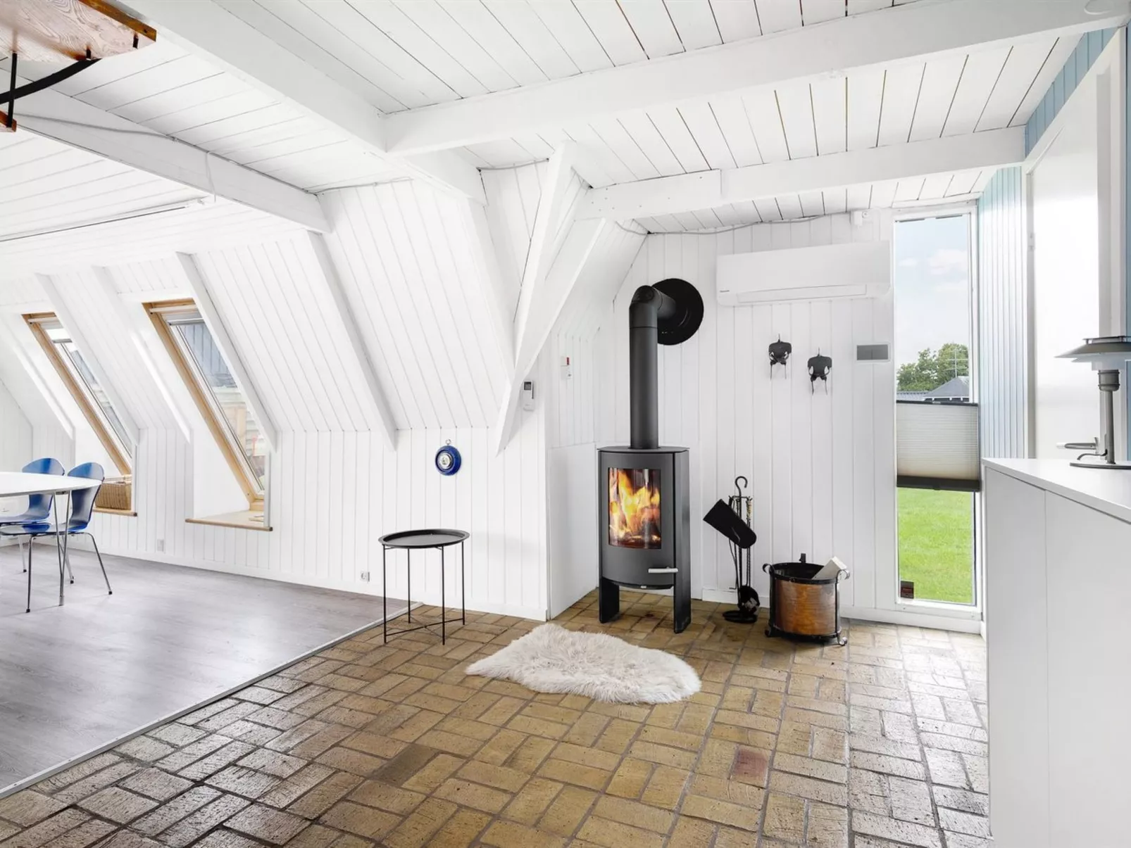 "Hunding" - 600m from the sea-Buiten