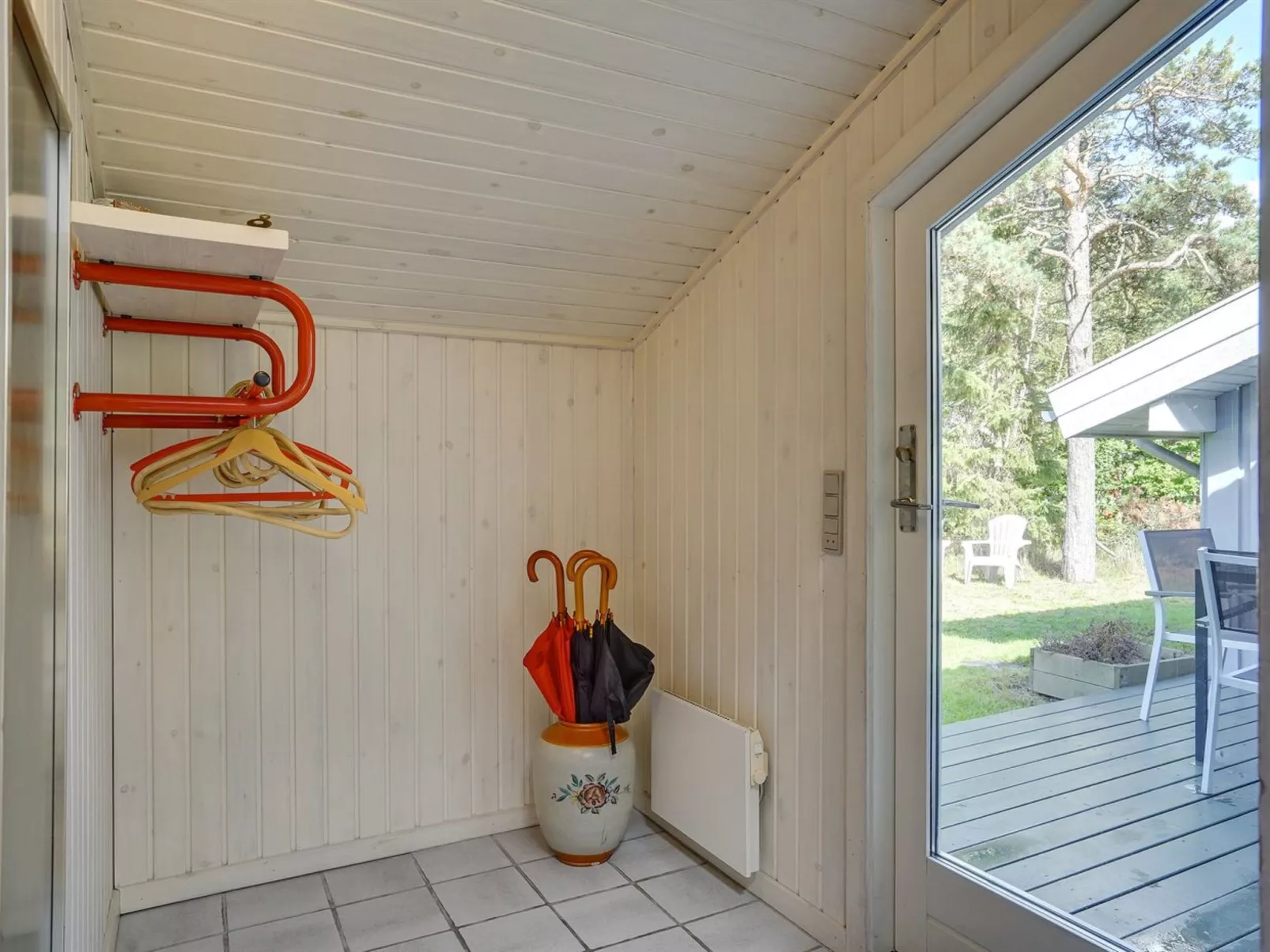 "Amai" - 100m from the sea-Binnen