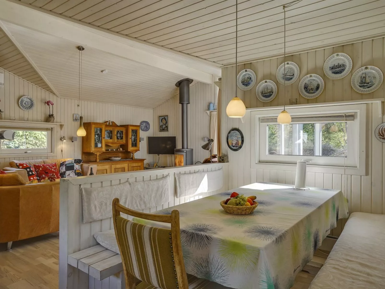 "Amai" - 100m from the sea-Binnen