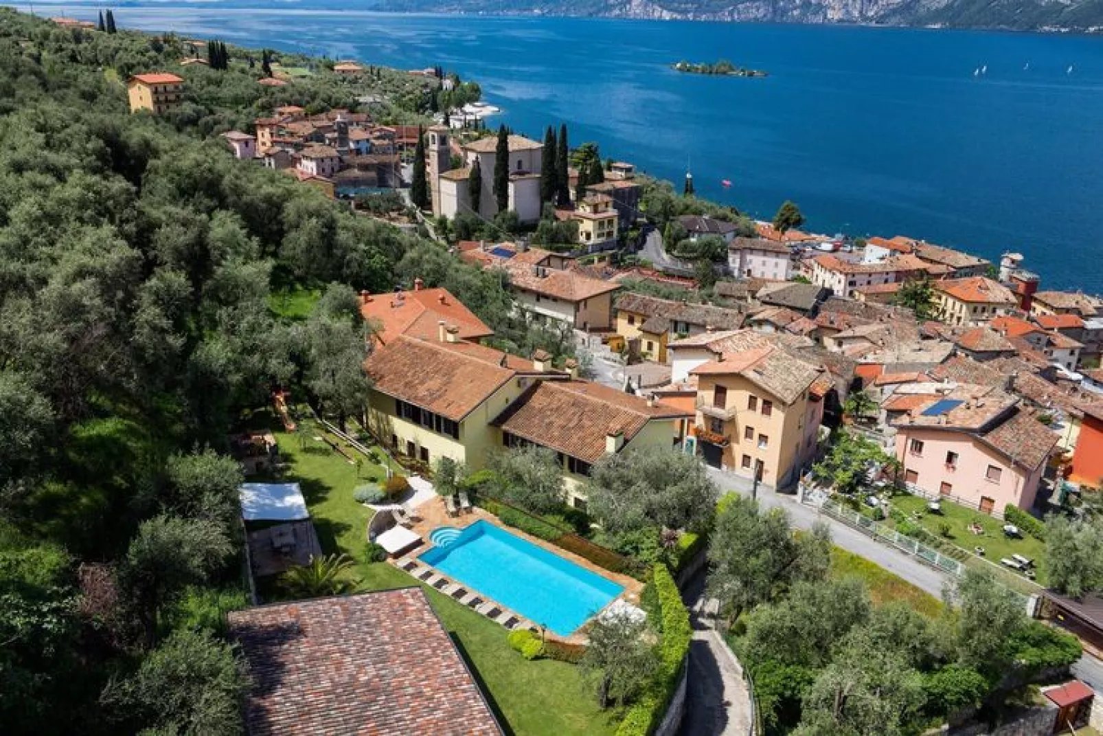 Residenza Mariù, Malcesine-Buitenkant zomer