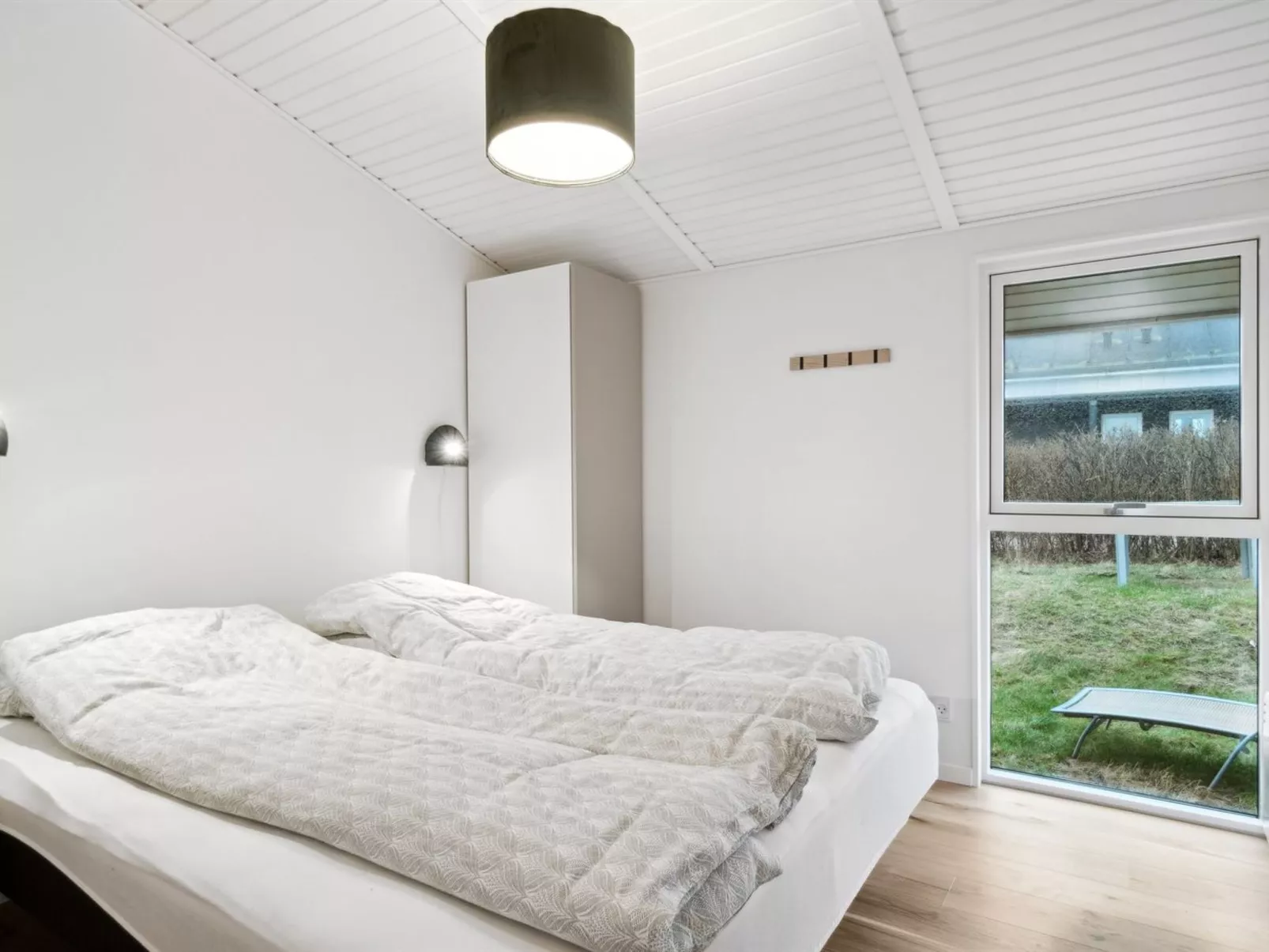 "Majken" - 225m from the sea-Binnen