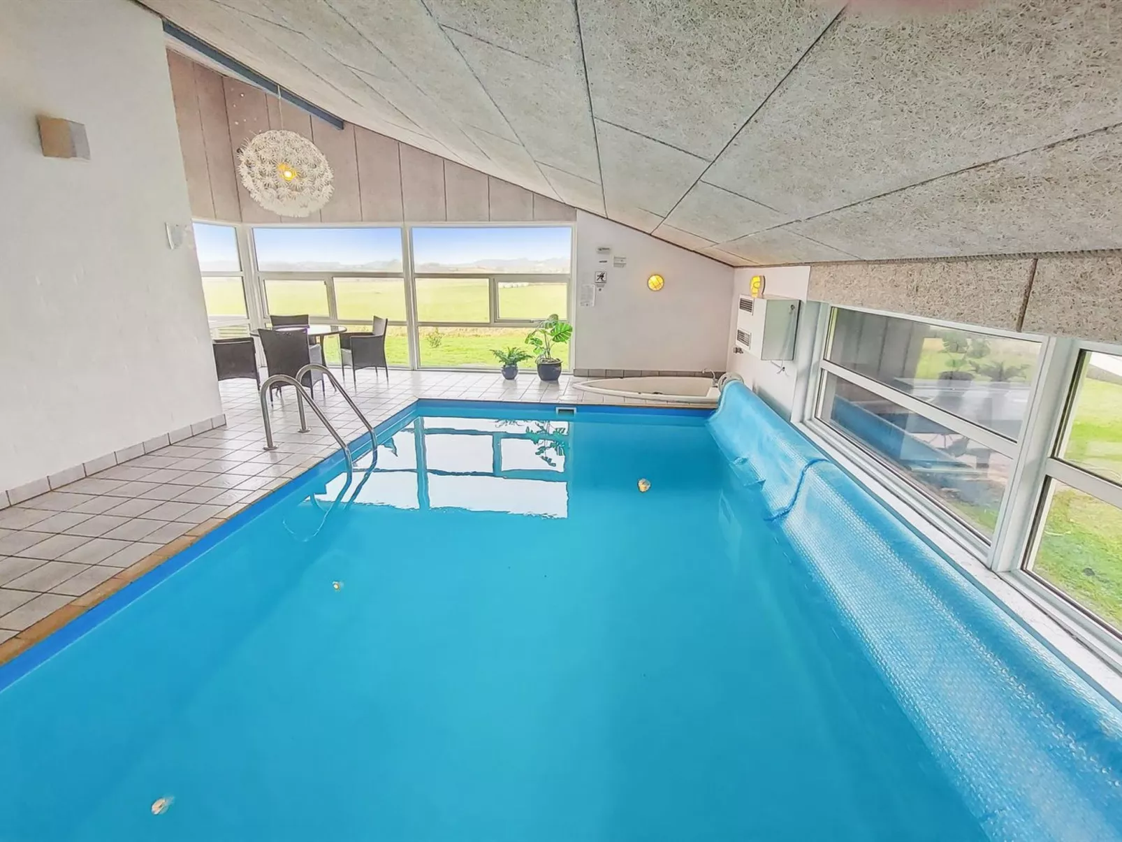 "Katharine" - 175m from the sea-Buiten