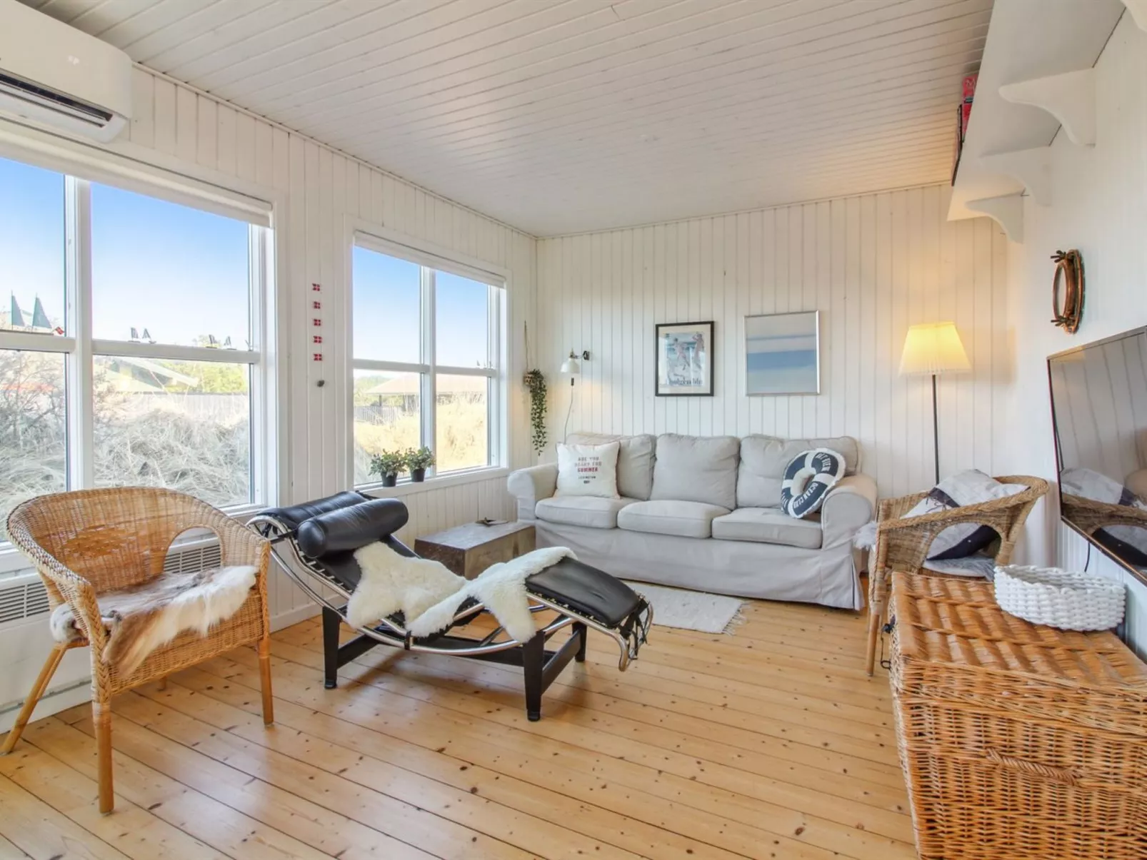 "Carstina" - 400m from the sea-Binnen
