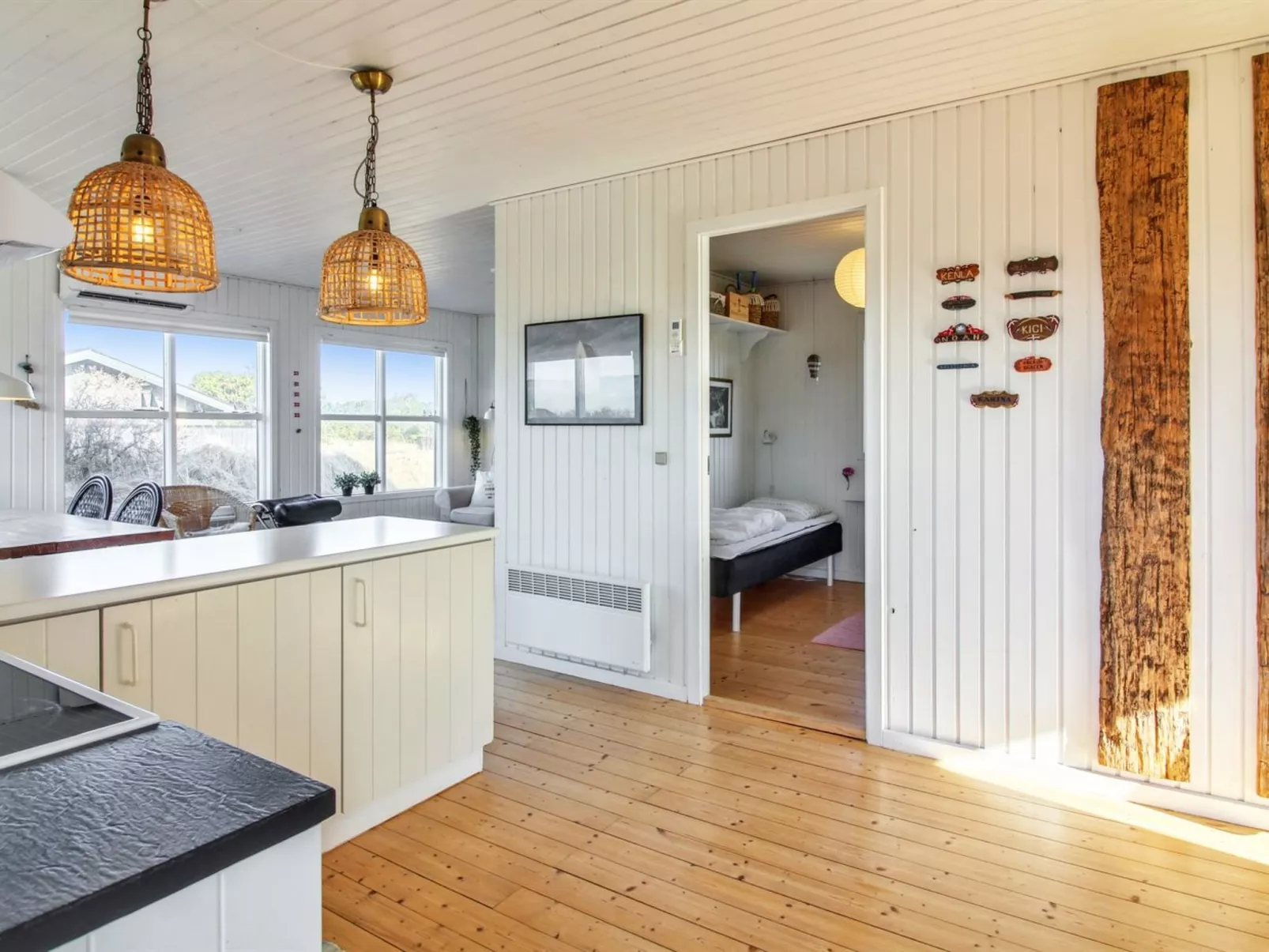 "Carstina" - 400m from the sea-Binnen