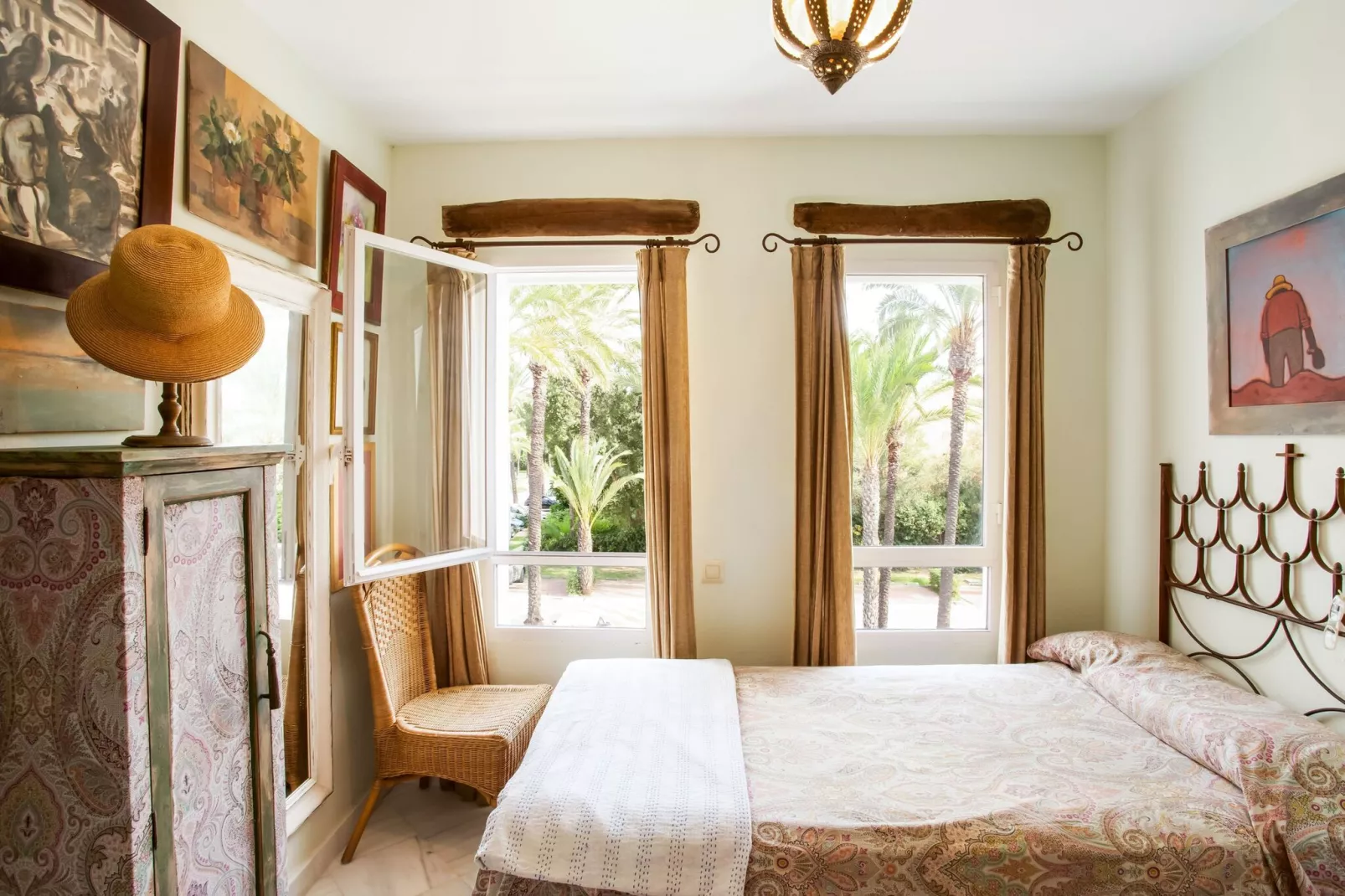 PRECIOSO APARTAMENTO CON VISTAS EN SOTOGRANDE-Slaapkamer