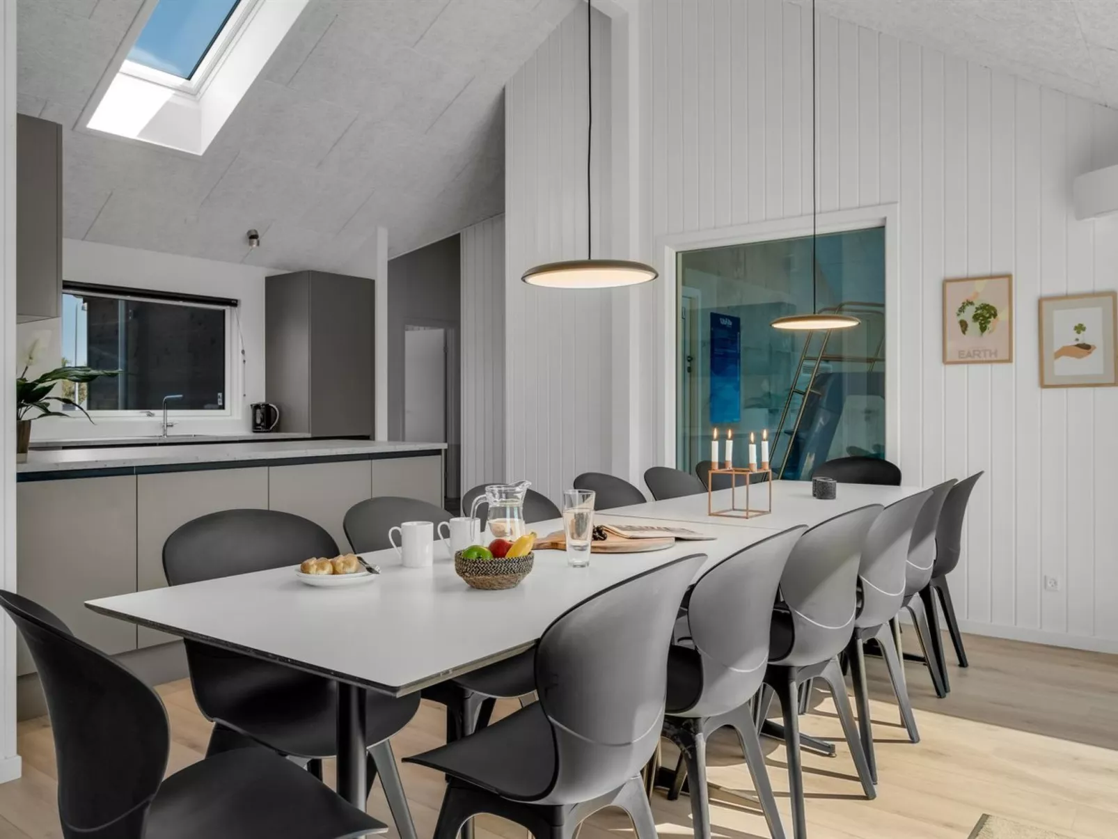 "Indira" - 3.5km from the sea-Binnen