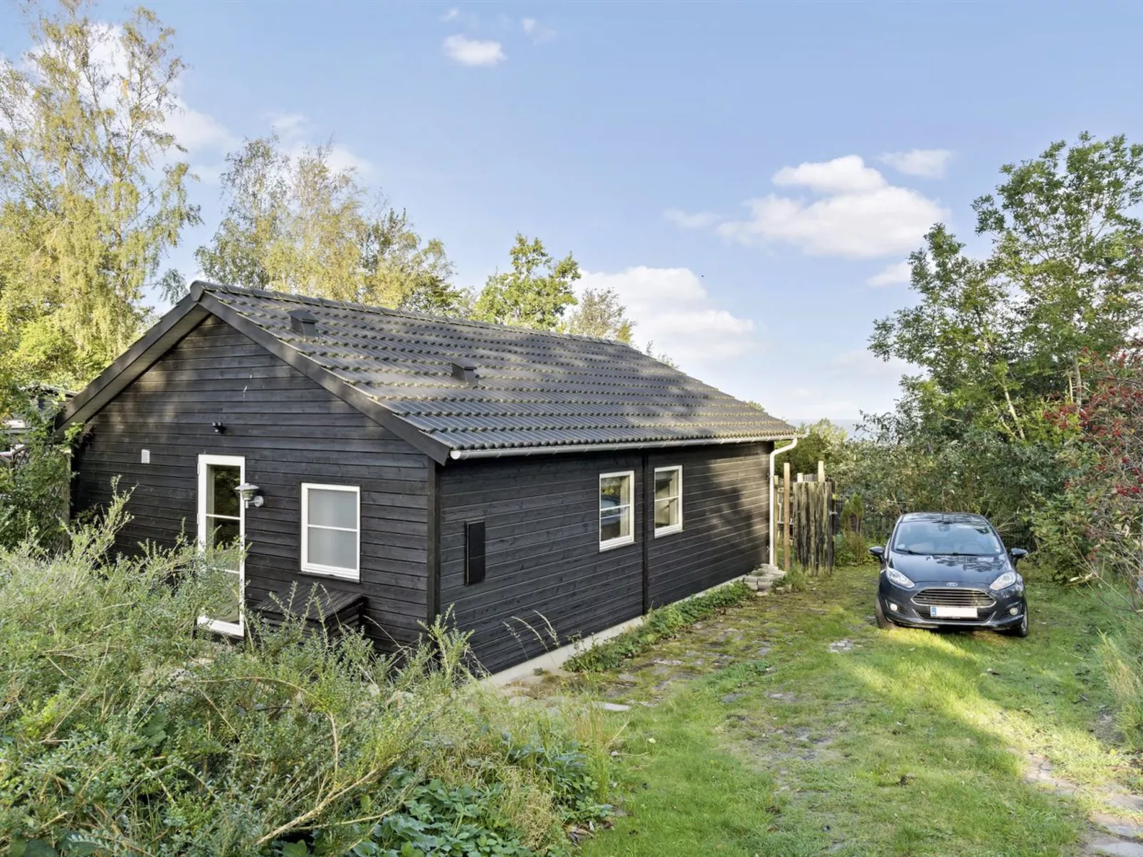 "Thorid" - 850m from the sea-Buiten