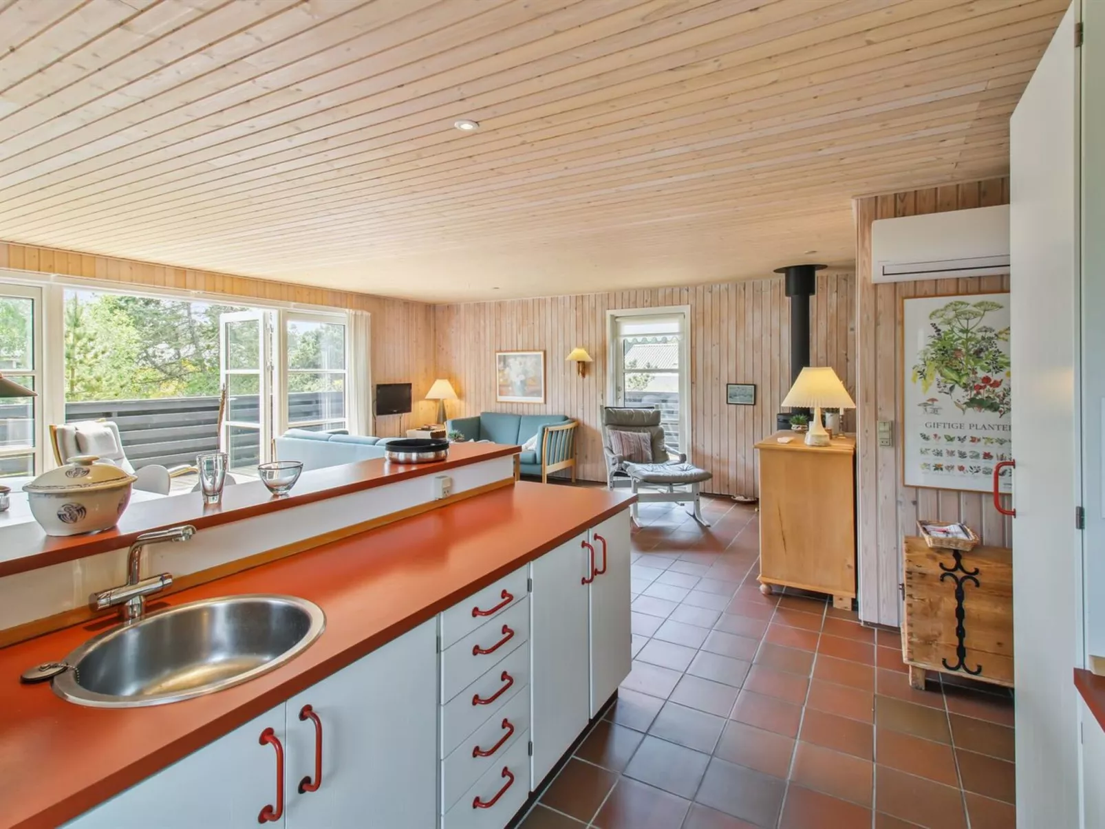 "Andrea" - 1.6km from the sea-Binnen