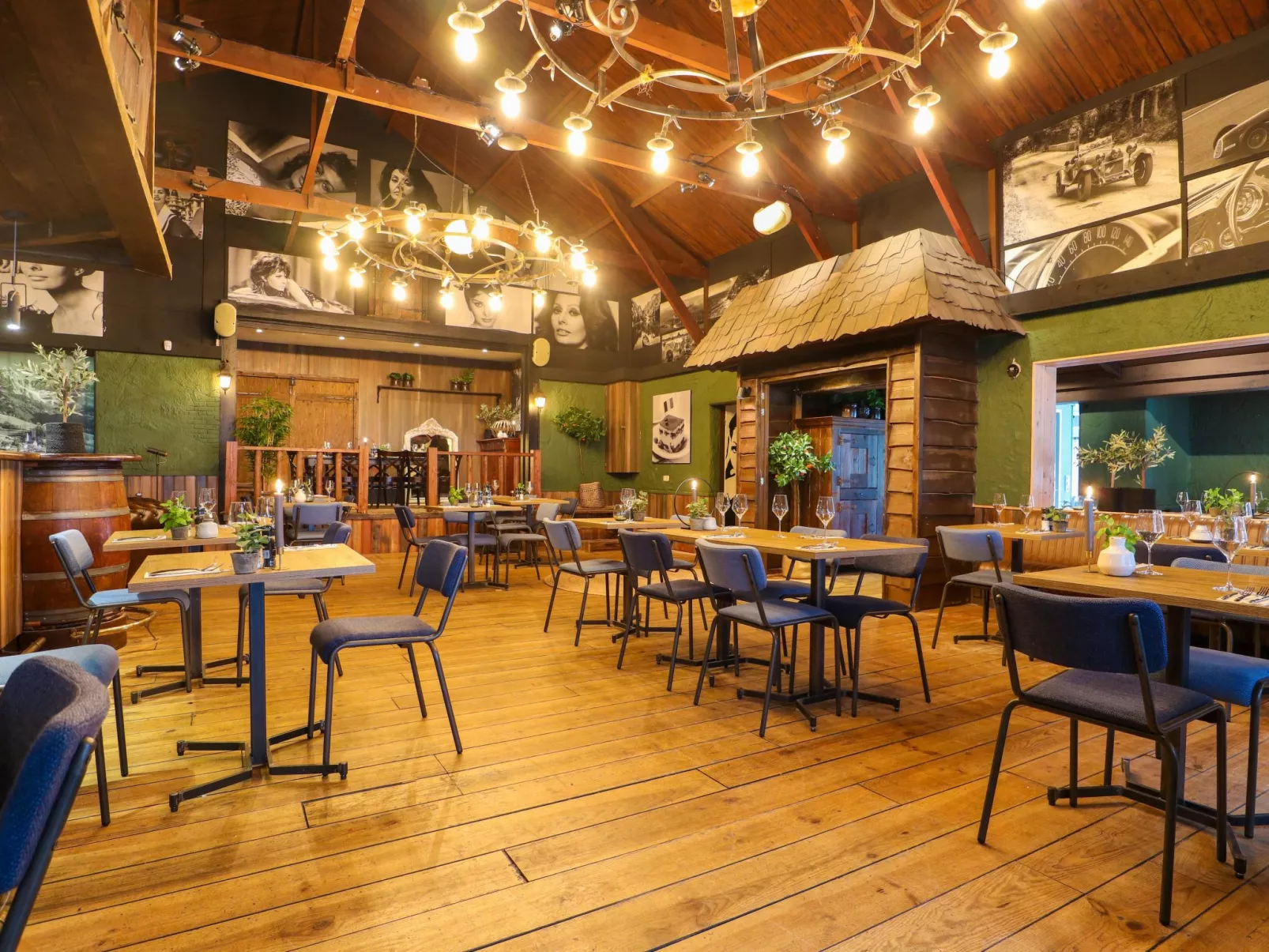 Forest Lodge 4-Binnen