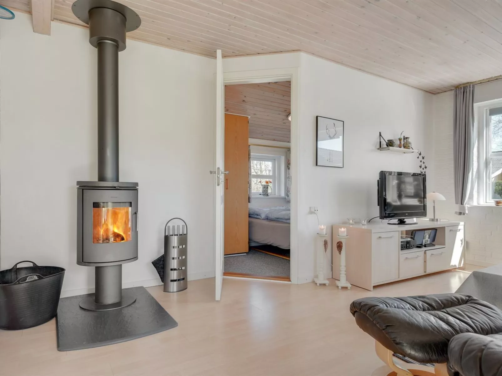 "Skak" - 100m from the sea-Binnen