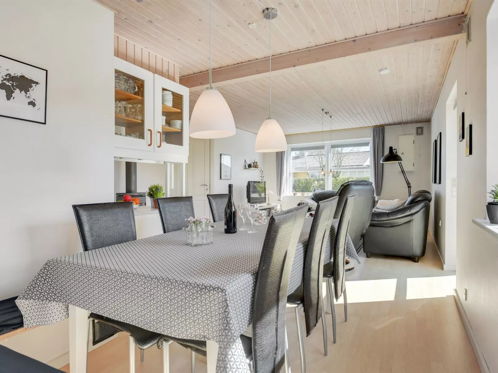 "Skak" - 100m from the sea-Binnen