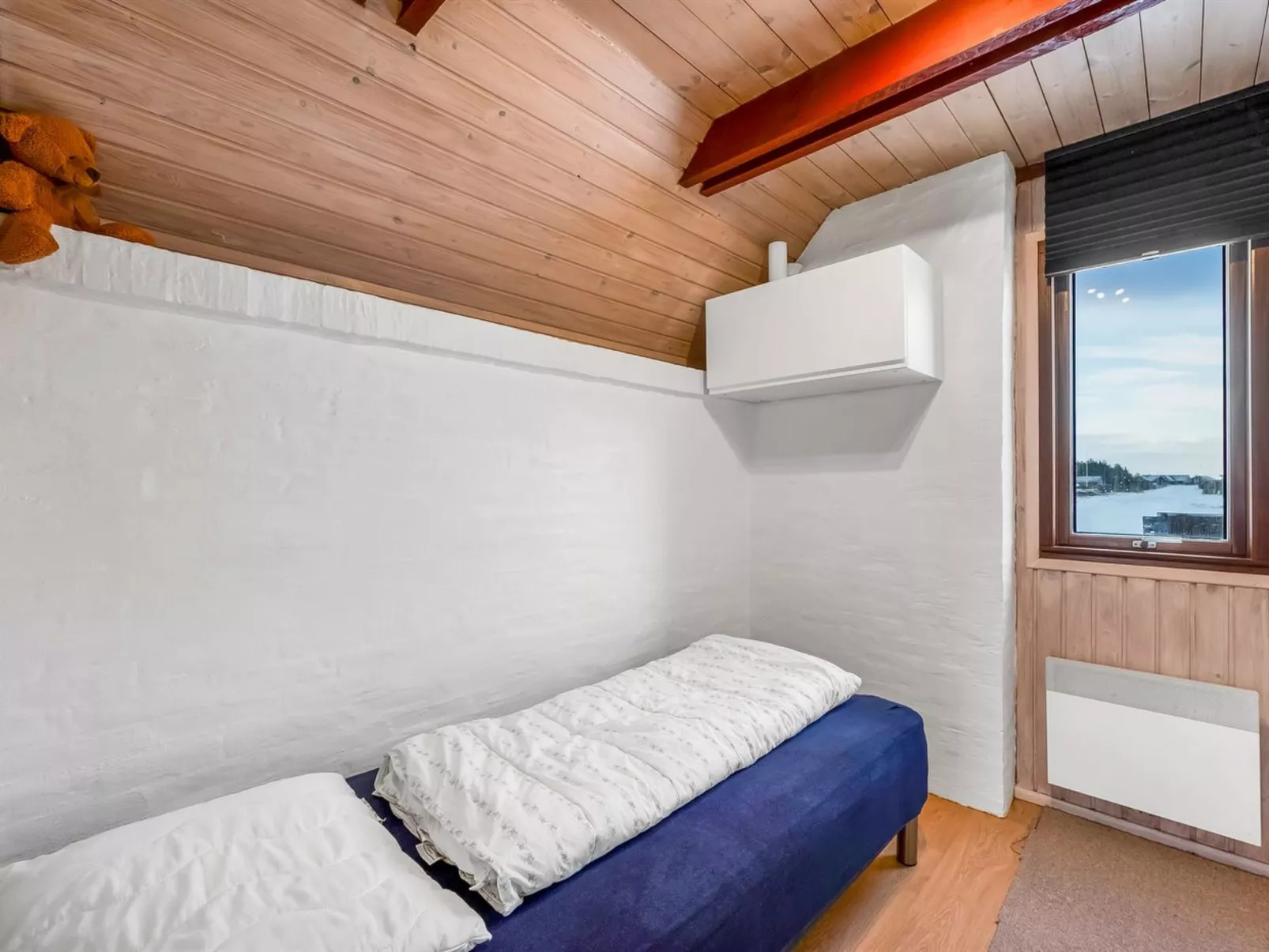 "Frithbjorn" - 50m from the sea-Binnen