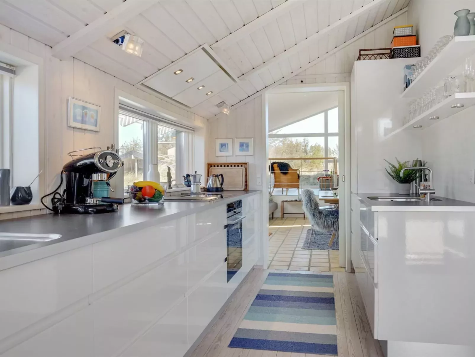 "Annrike" - 400m from the sea-Binnen