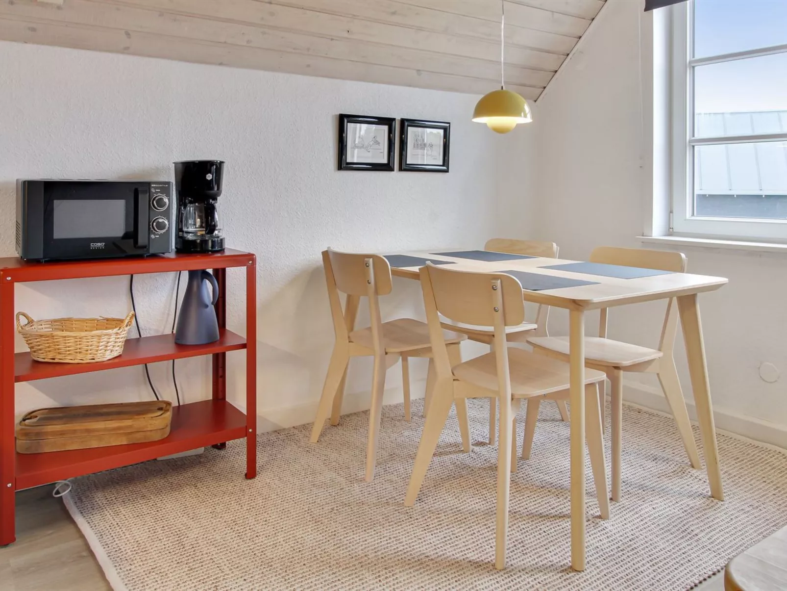 "Tuve" - 2.5km from the sea-Binnen