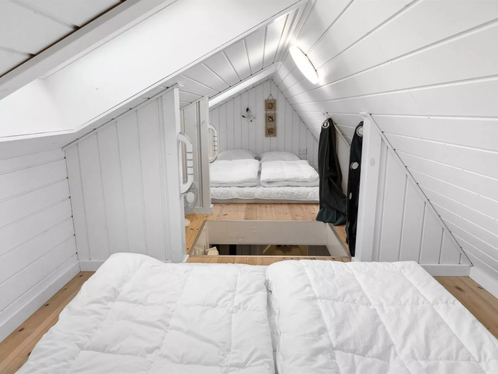 "Alwina" - 1.5km from the sea-Binnen