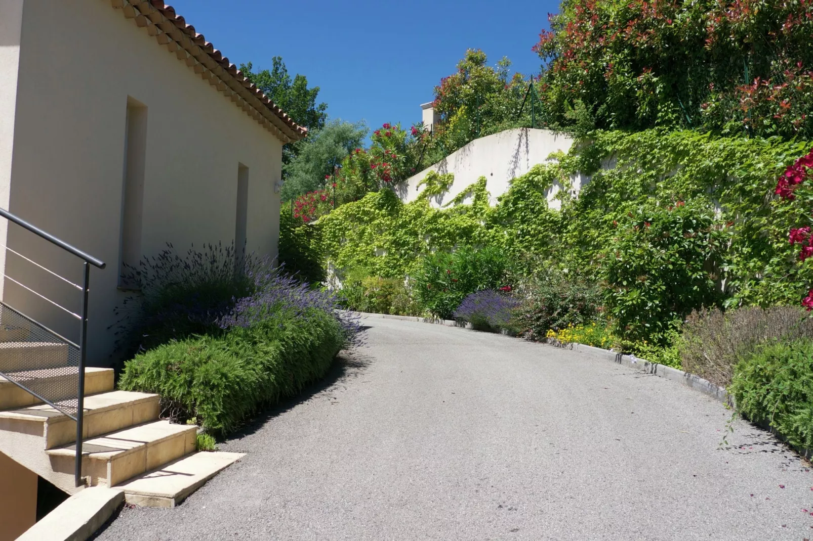 Villa le Mareret-Tuinen zomer