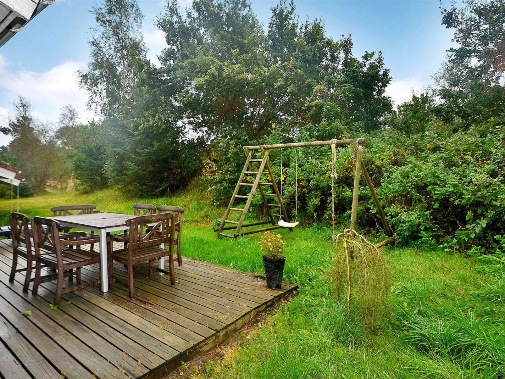 "Unto" - 100m from the sea-Buiten