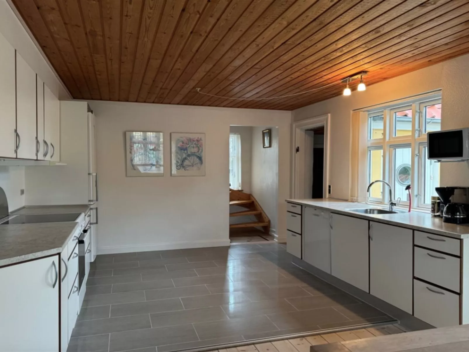 "Minte" - 450m from the sea-Binnen