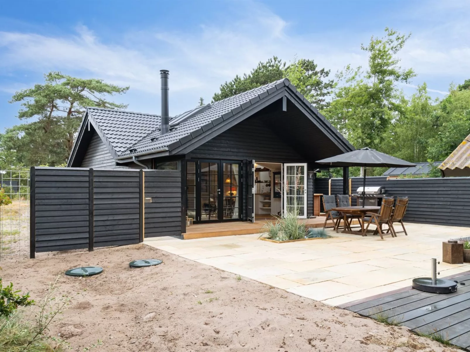 "Jensen" - 175m from the sea-Buiten