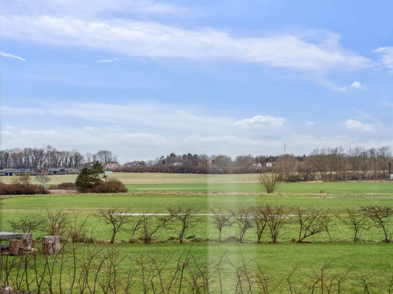 "Nissine" - 300m from the sea-Binnen