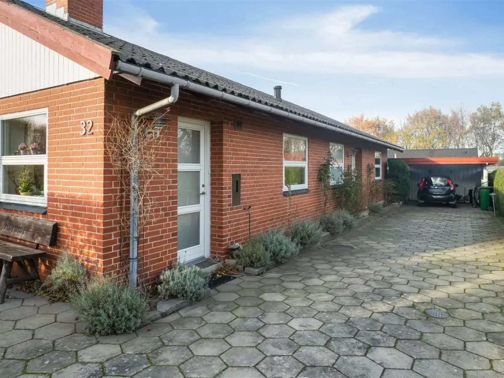 "Yrjö" - 1km from the sea-Buiten