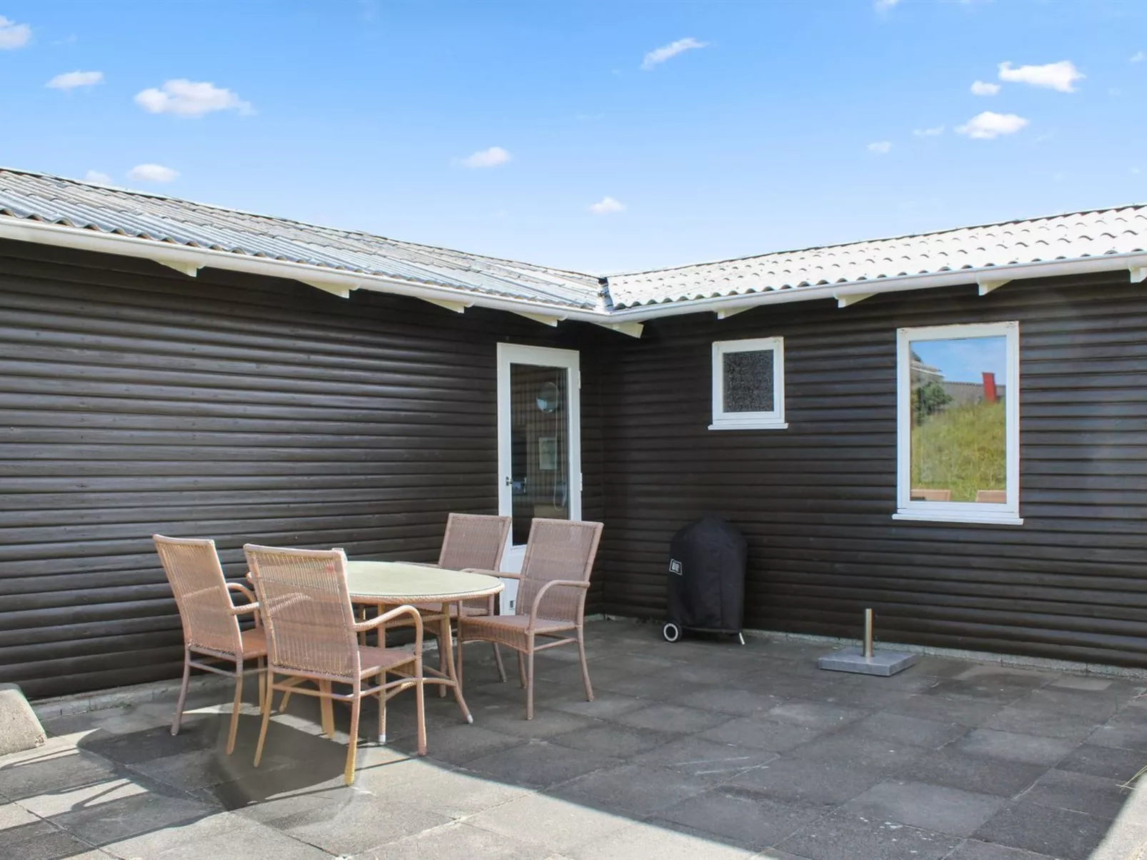 "Mira" - 375m from the sea-Buiten