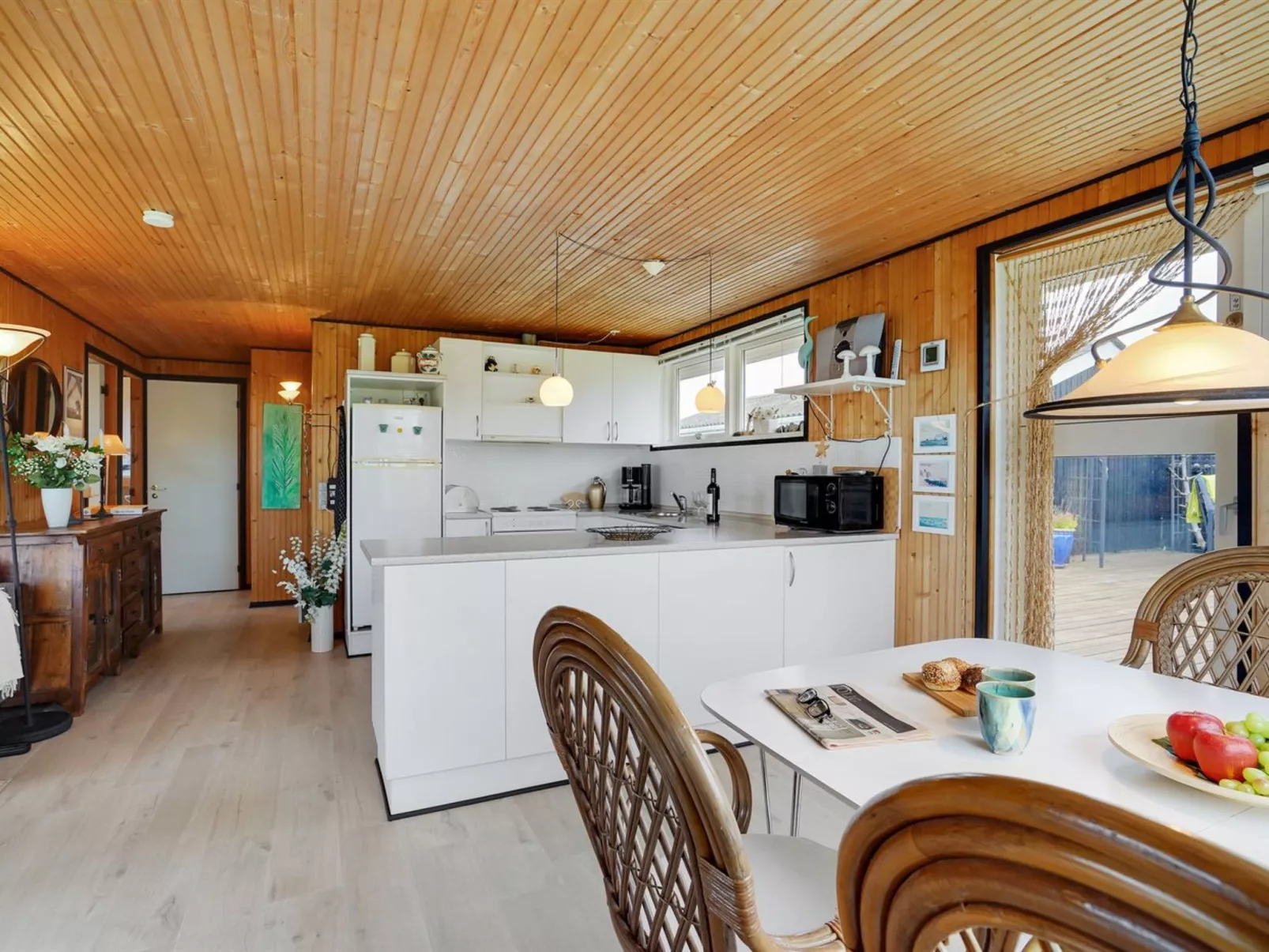 "Zina" - 600m from the sea-Binnen