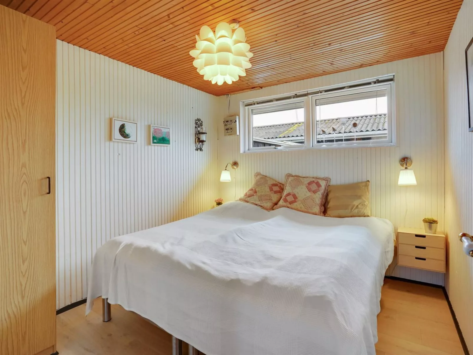 "Zina" - 600m from the sea-Binnen