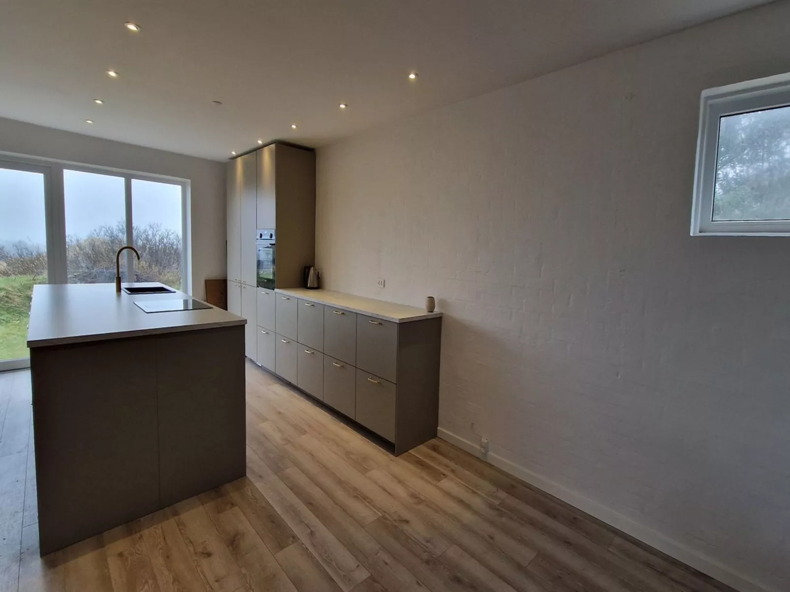 "Ajvi" - 900m from the sea-Binnen