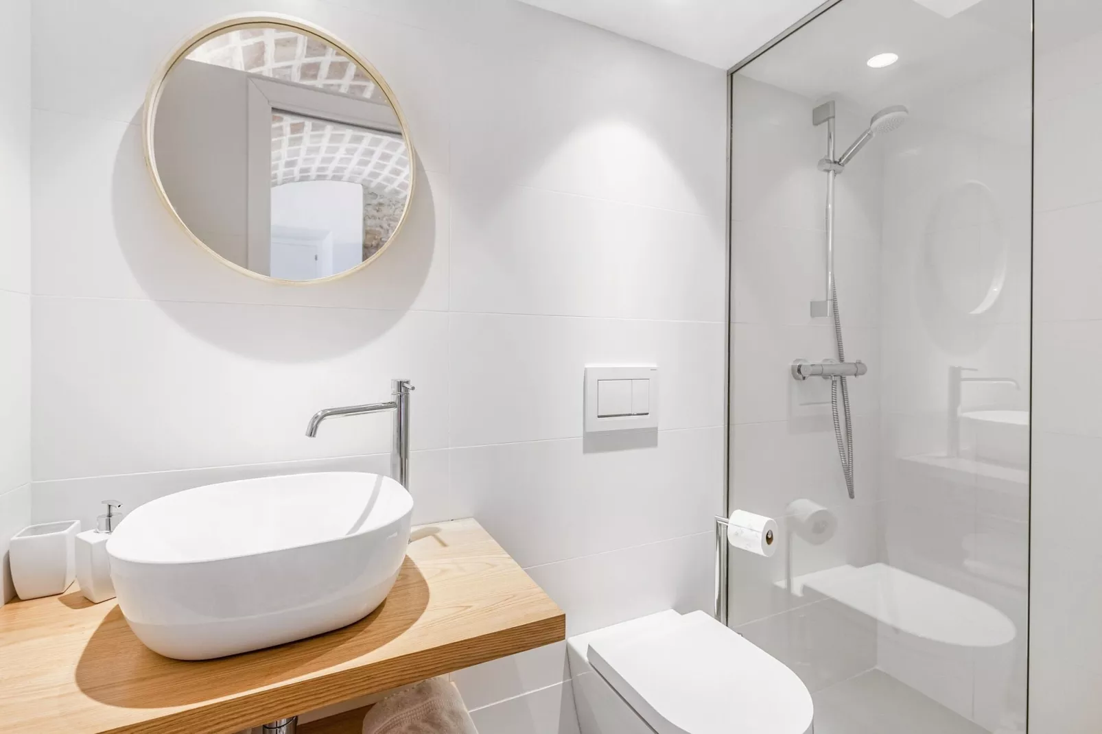 Casa con piscina en Vulpellac-Badkamer