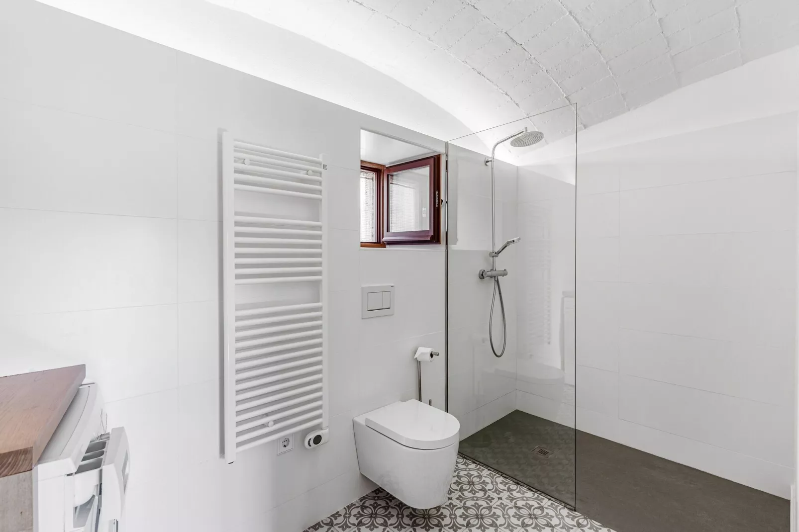 Casa con piscina en Vulpellac-Badkamer