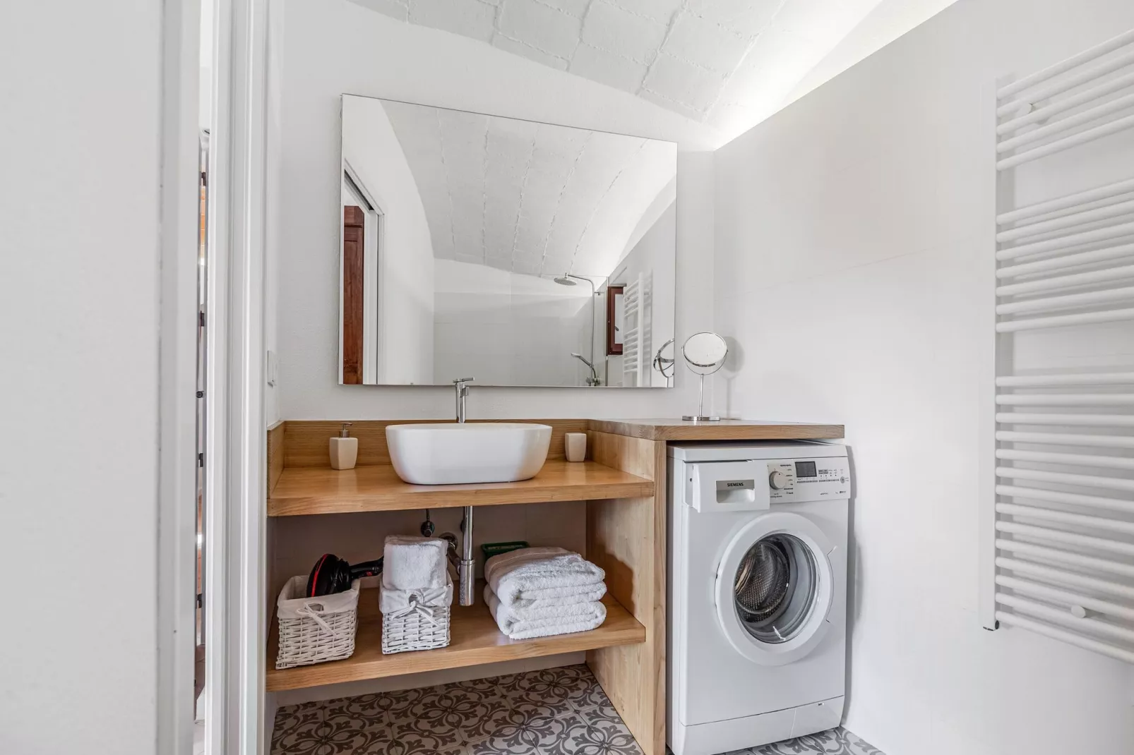 Casa con piscina en Vulpellac-Badkamer