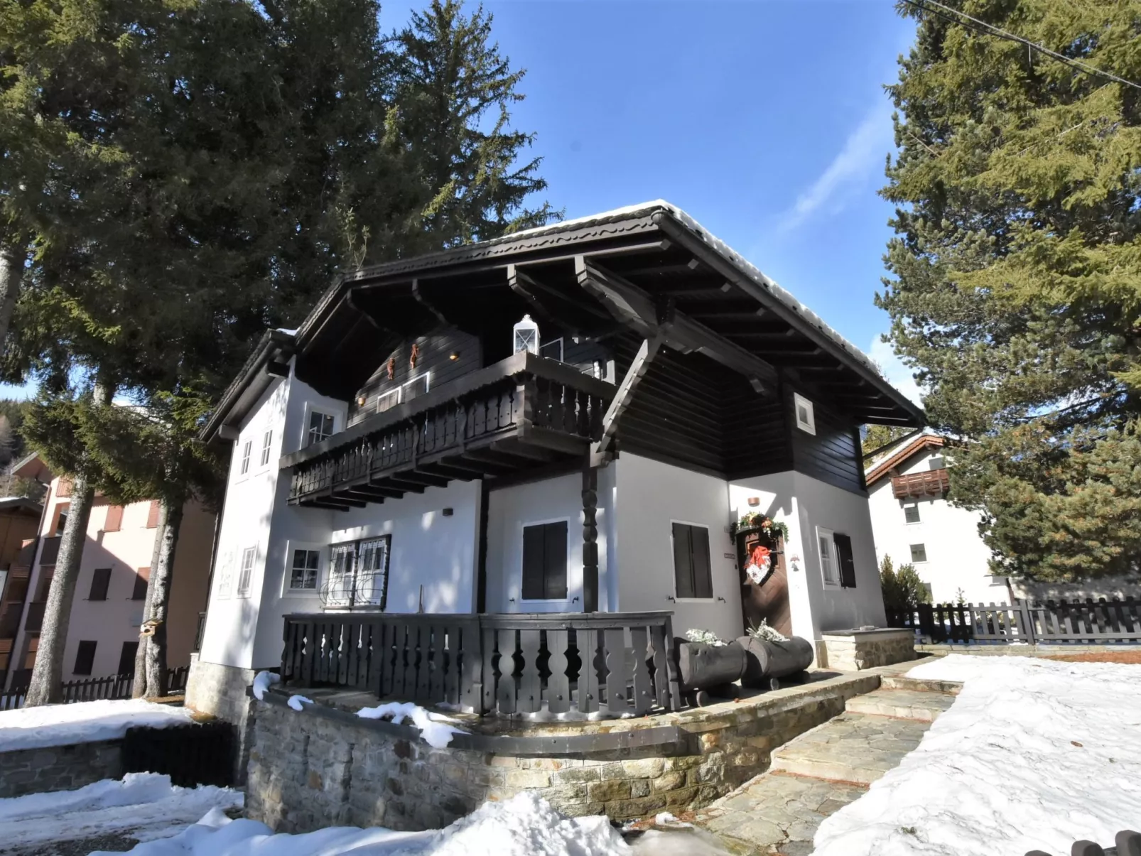 Chalet Franca-Buiten