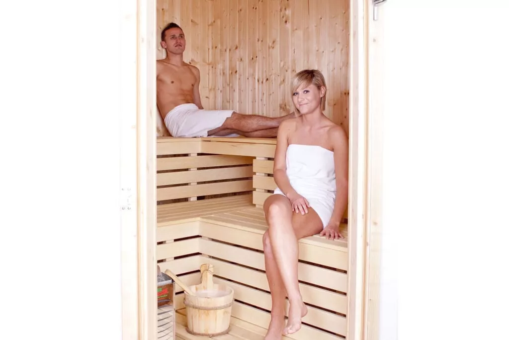 72525-Sauna