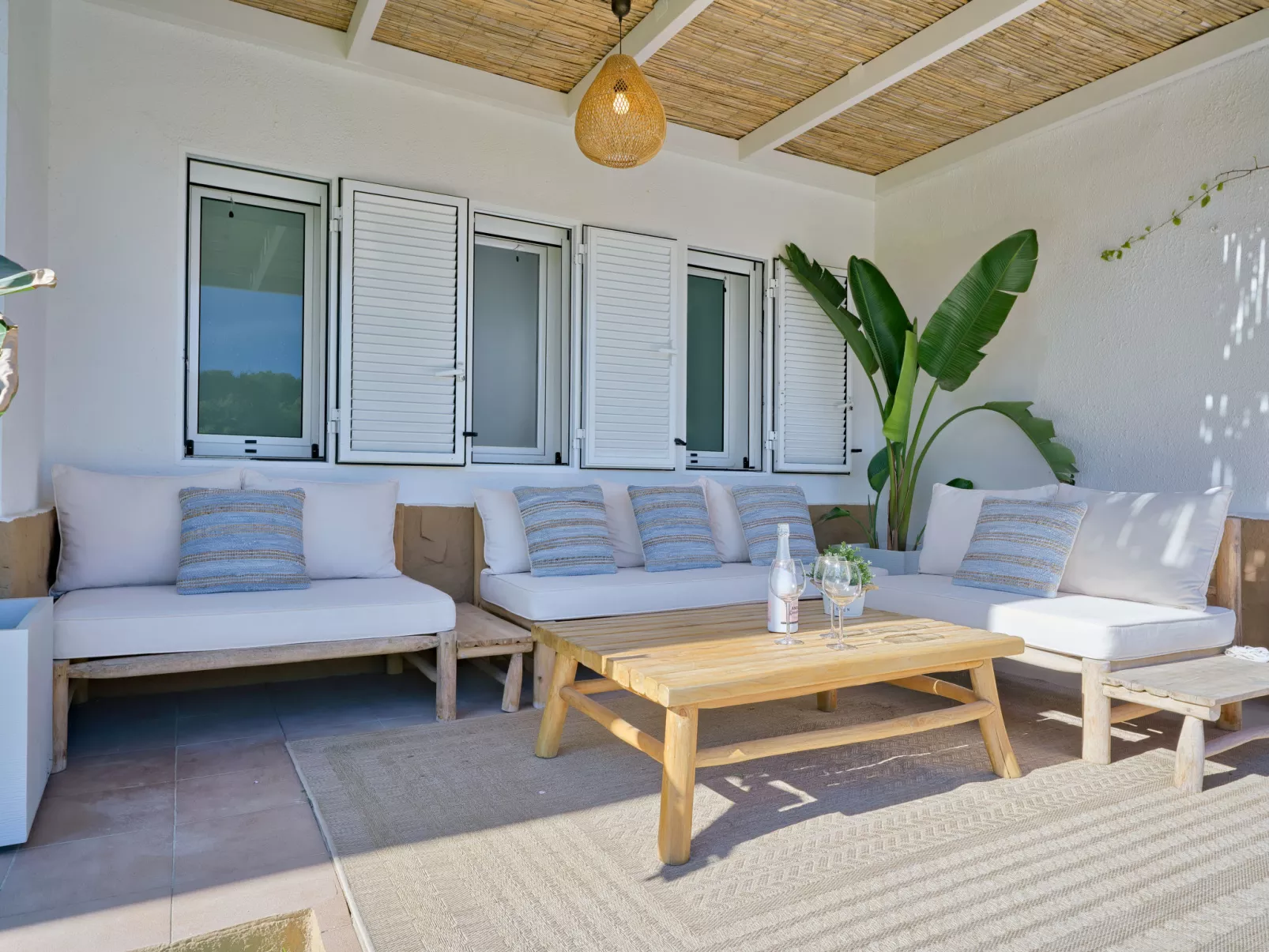 Villa Mare Nostrum Plus-Binnen