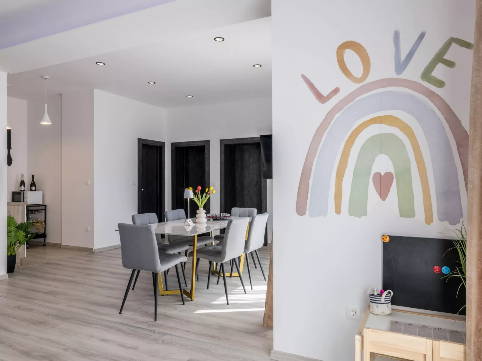 Luxury Apartman Mir-Binnen