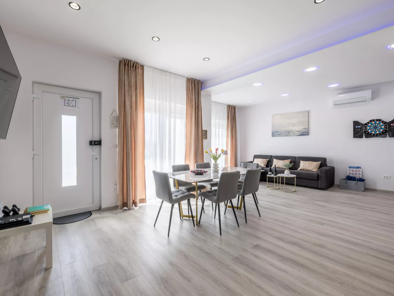 Luxury Apartman Mir-Binnen