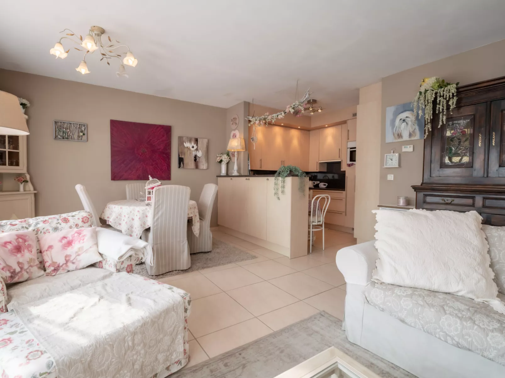 De tulp - romantic ground floor app-Binnen