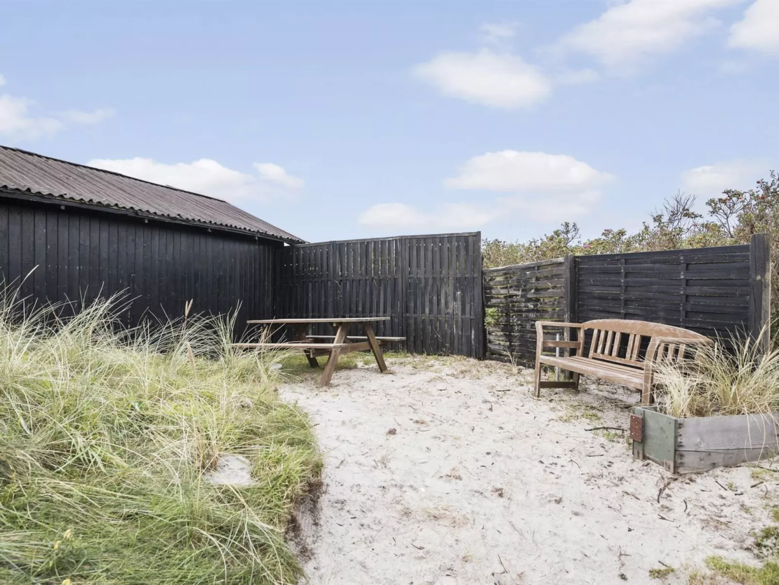 "Aapeli" - 200m from the sea-Buiten