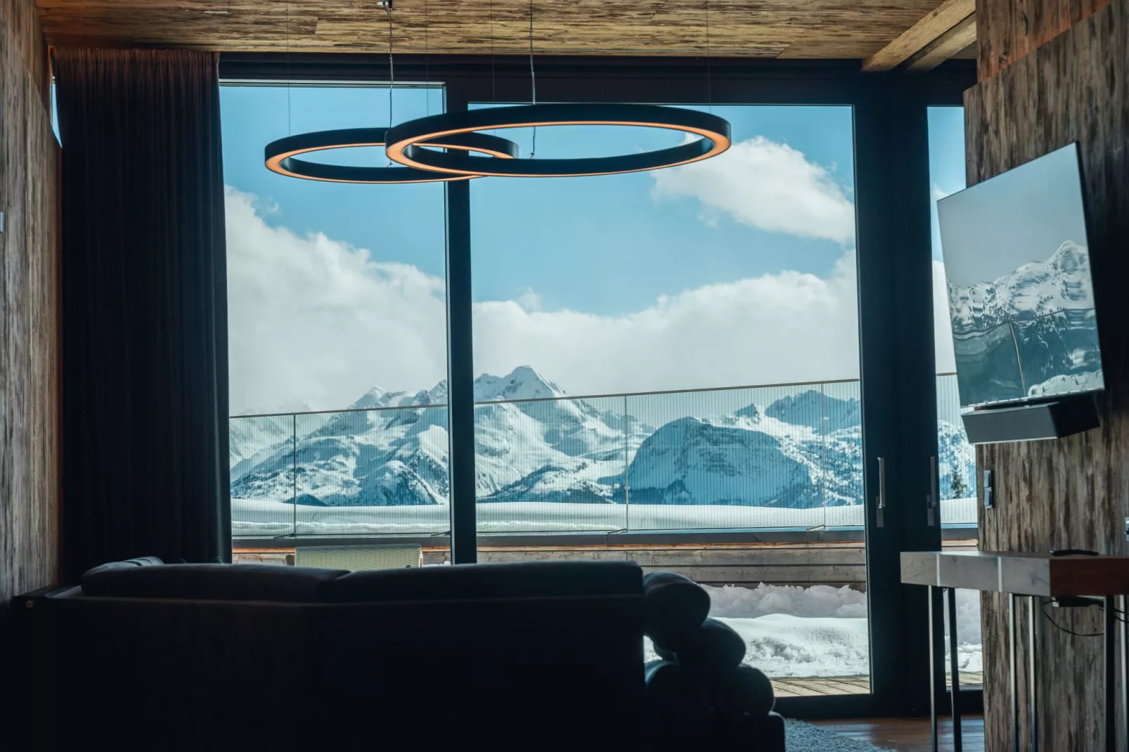 Mountain View Lofts - Bergkristall-Uitzicht winter