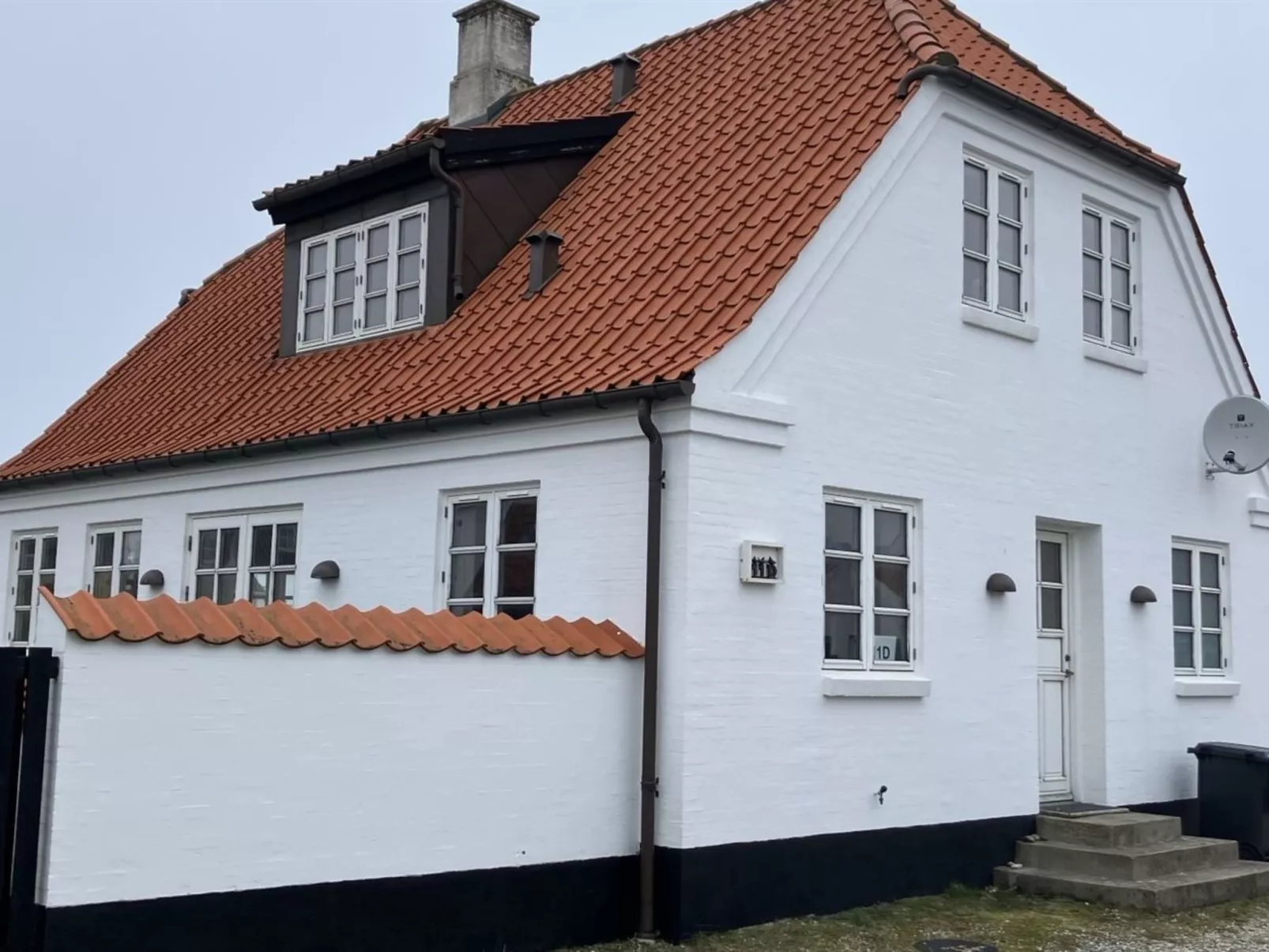 "Birtir" - 200m from the sea-Buiten
