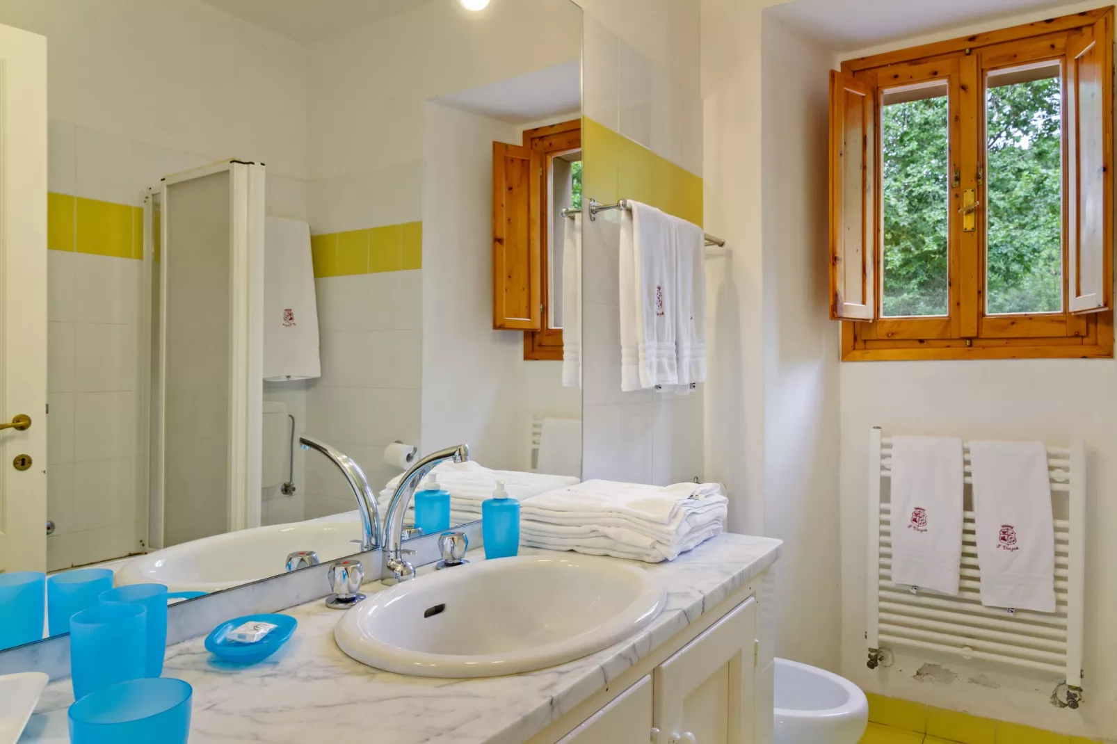 Prachtige villa in Toscane met een adembenemend uitzicht-Badkamer