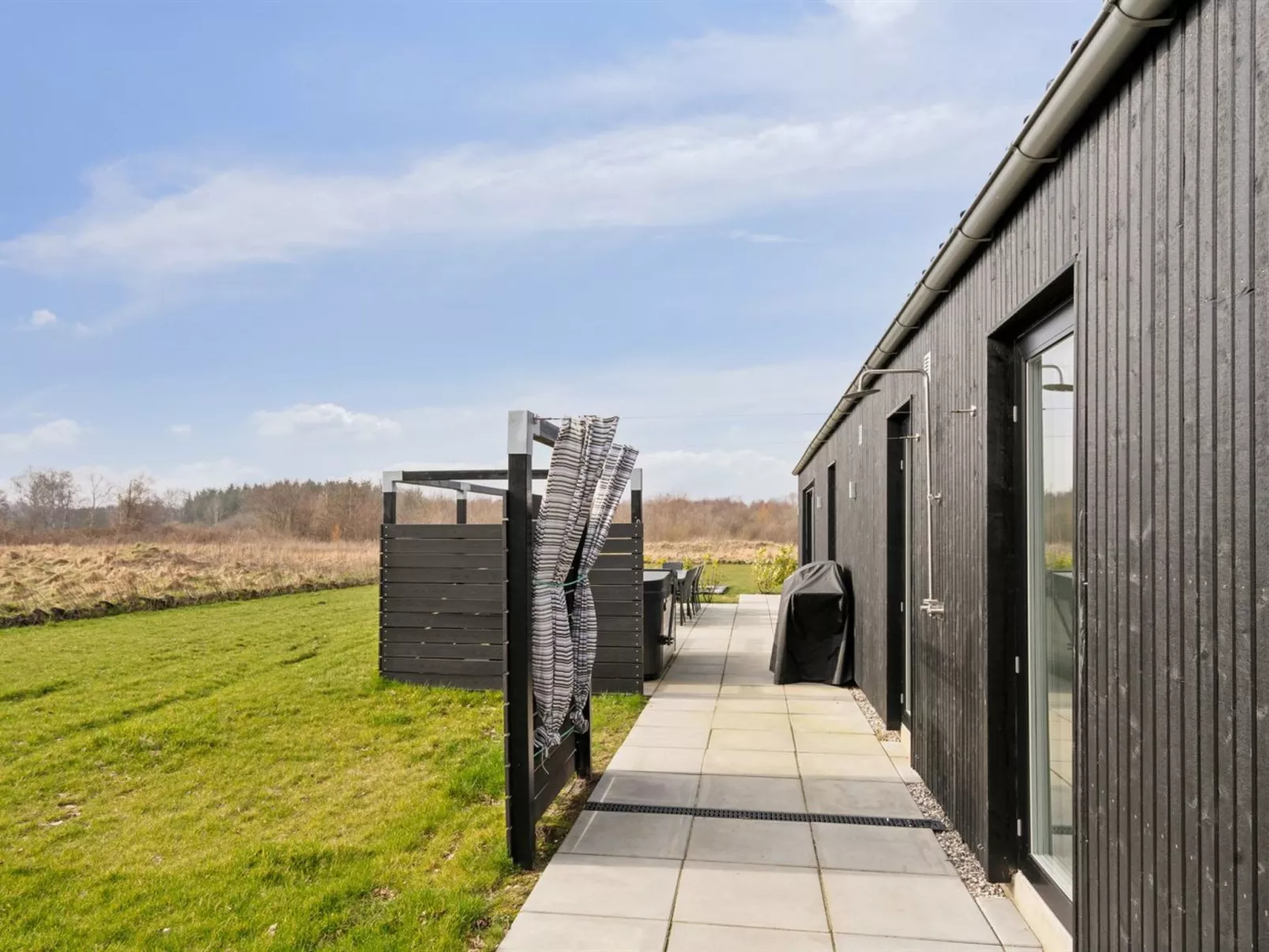 "Asel" - 350m from the sea-Buiten