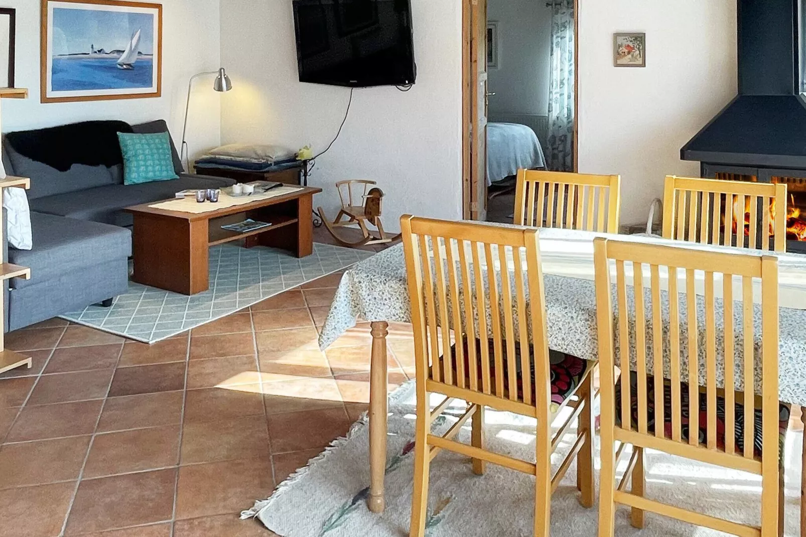 Licht vakantiehuis in Vollsjö-By Traum-Binnen