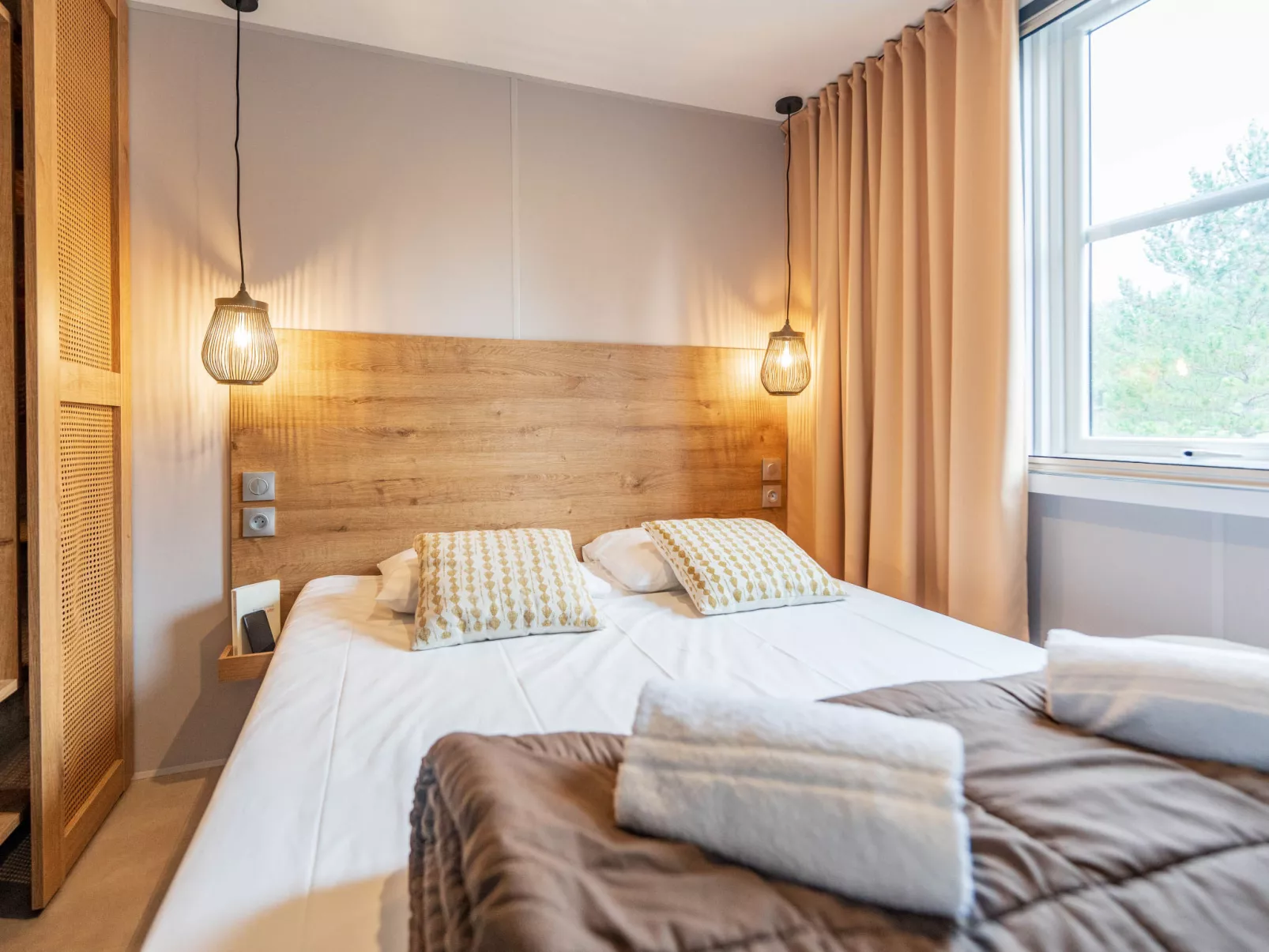 Mobilhome Luxe 4 personnes 2 chambres-Binnen